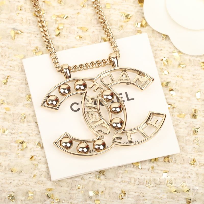 Chanel Necklaces